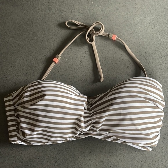 Heat two pieces bikini - Picture 3 of 9